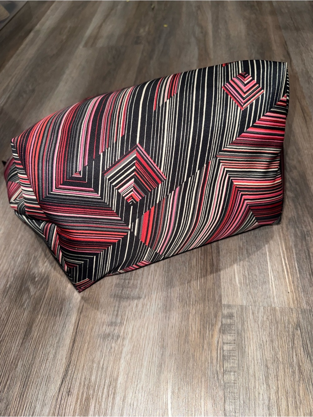 Longchamp Op Art LRG Black and Multi-Color Shoulder Tote - Picture 2 of 5
